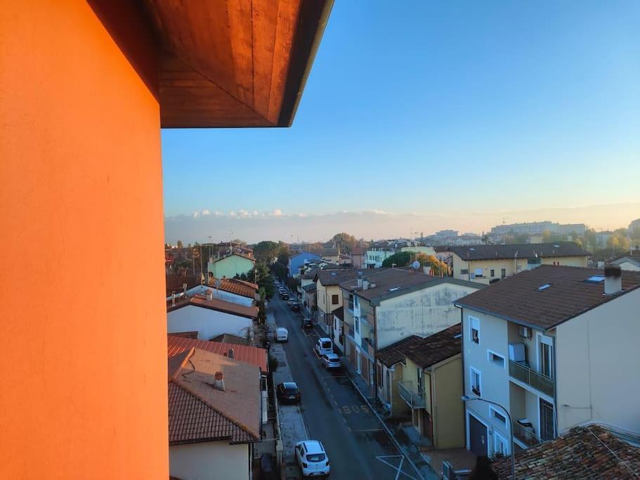Attico A 2 Passi Dalla Stazione E Centro Storico Ravenna Exteriér fotografie